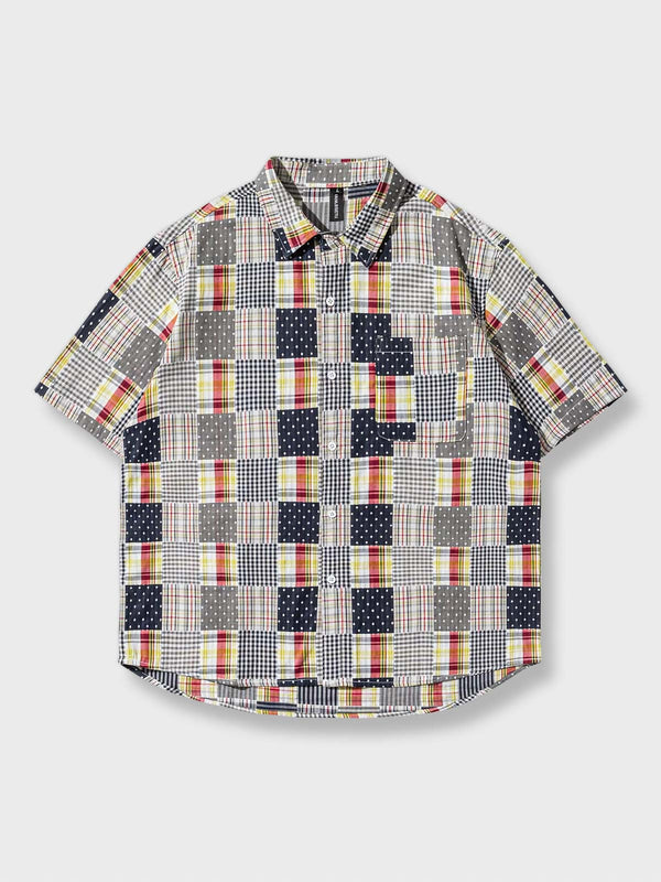 パッチワーク半袖シャツ、様々なチェックとドットパターンの布片を組み合わせたデザイン、90%綿と10%ポリエステルの混紡生地