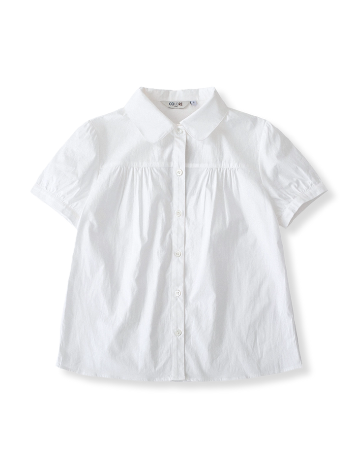 フレンチレトロスタイルのピーターパンカラー 白色コットンシャツ全体像