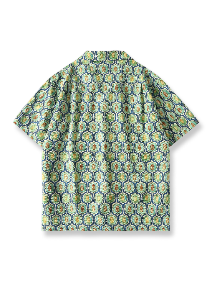 幾何学柄ハワイアン半袖シャツの全体像