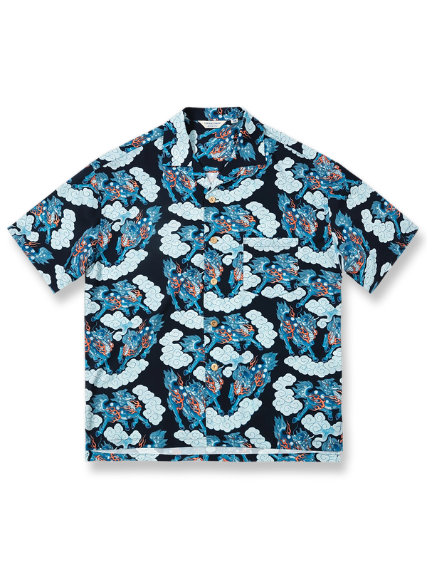 キリン柄ハワイアンプリントシャツの正面展示
