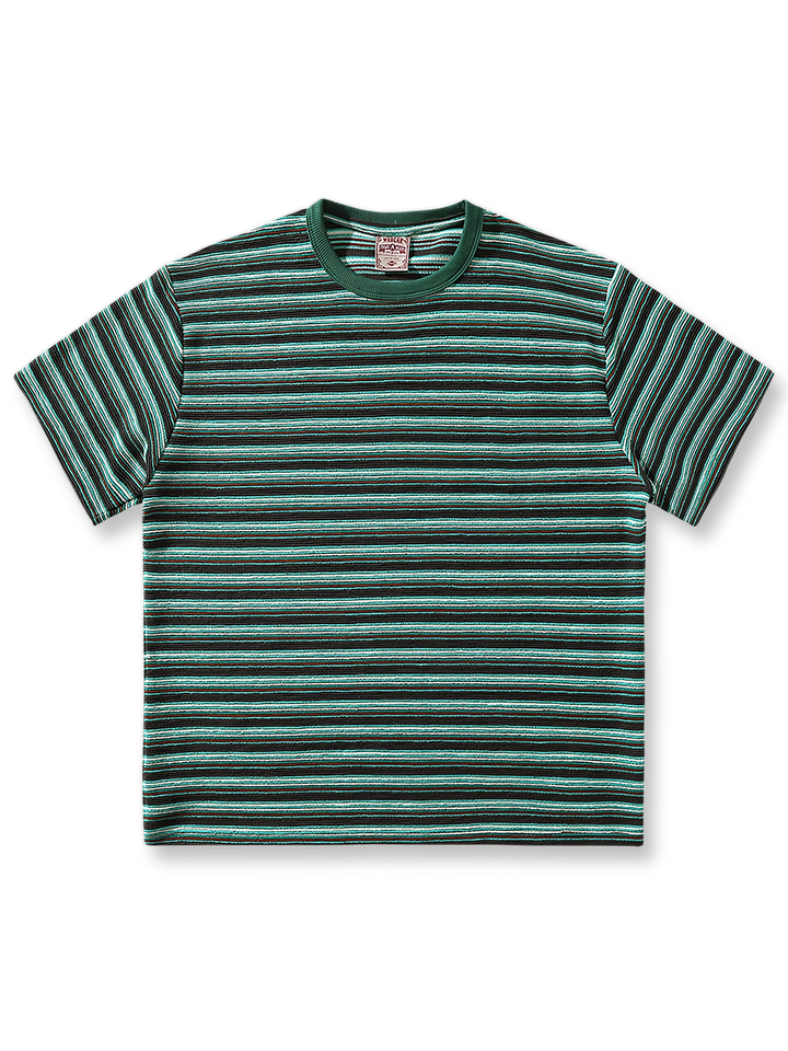 エメラルドグリーン色織りストライプのリラックスフィット日本スタイルショートスリーブTシャツの全体像
