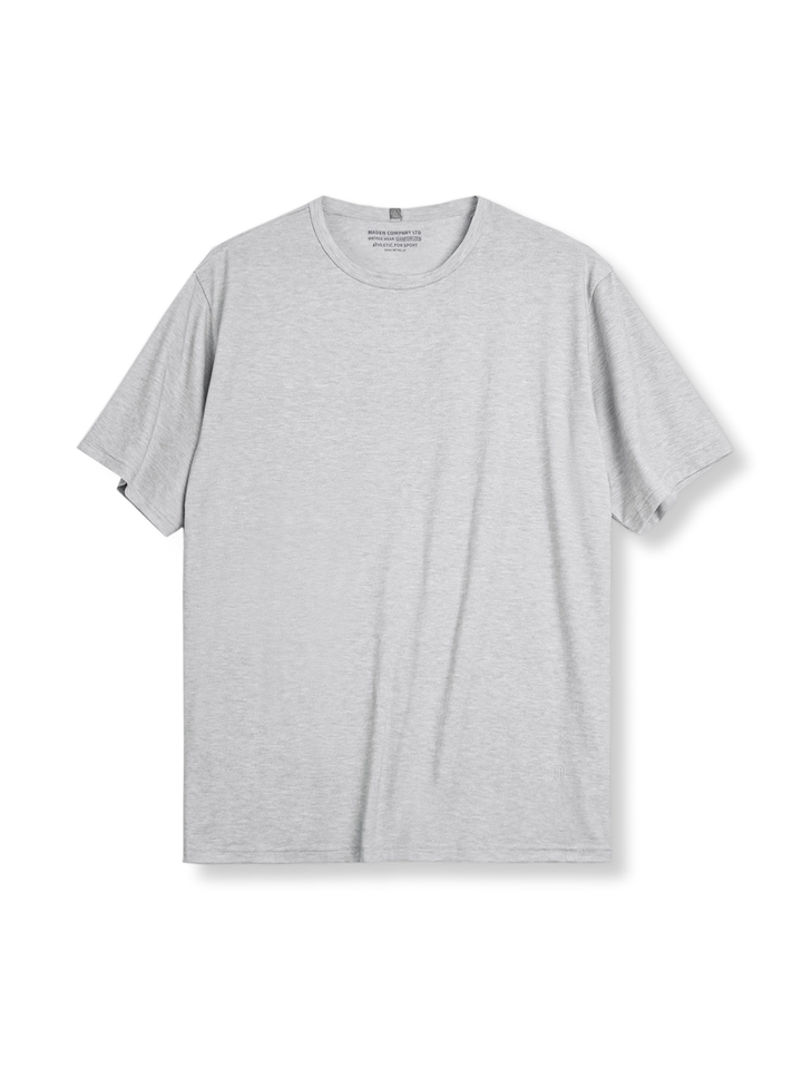 PESSOA CLUB アメリカンスタイル クルーネック短袖ドロップショルダー ルーズフィットTシャツ正面展示