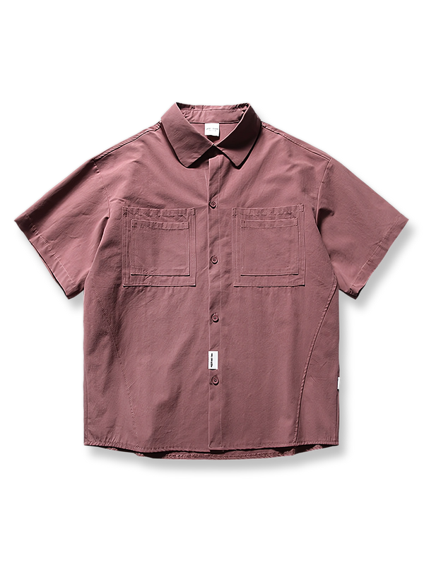 製品画像: 酒赤色の開襟ダブルポケット半袖シャツの正面画像