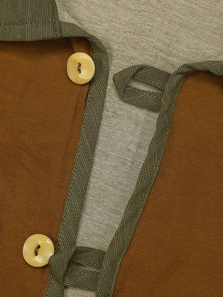竹葉柄配色プルオーバー長袖シャツのボタンと襟のディテール