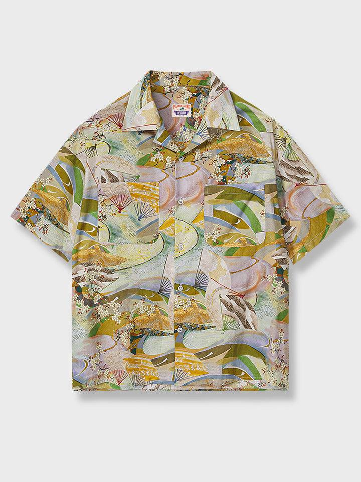 PLAME AUBEのキューバカラー半袖シャツ、古風な日本プリントデザイン、コットン100%、白背景