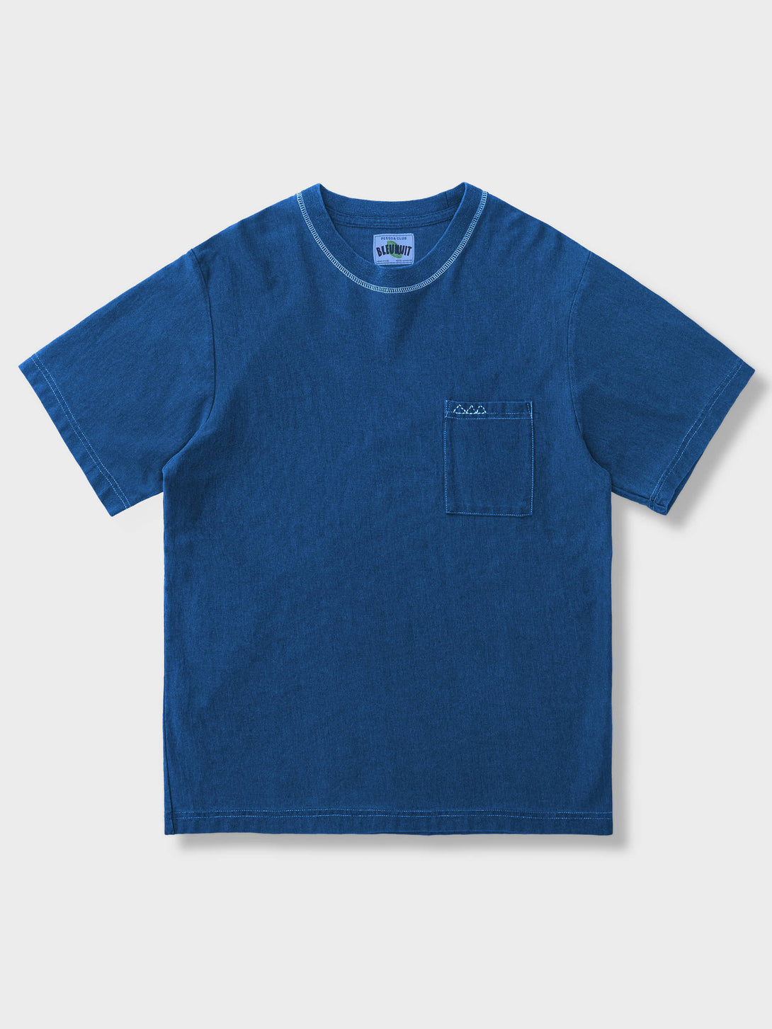 pessoaオリジナル藍染半袖Tシャツ、手作りの三角刺子ポケットがフロントに配置